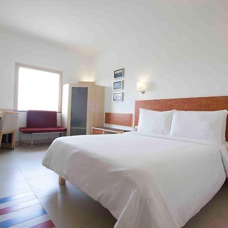 Kalyan Grand - A Business Hotel Vandalur Екстер'єр фото