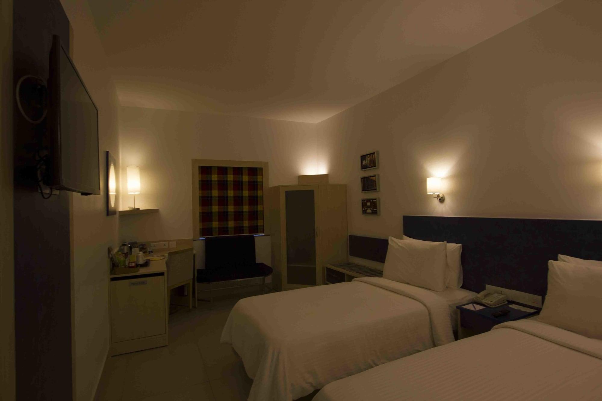 Kalyan Grand - A Business Hotel Vandalur Екстер'єр фото
