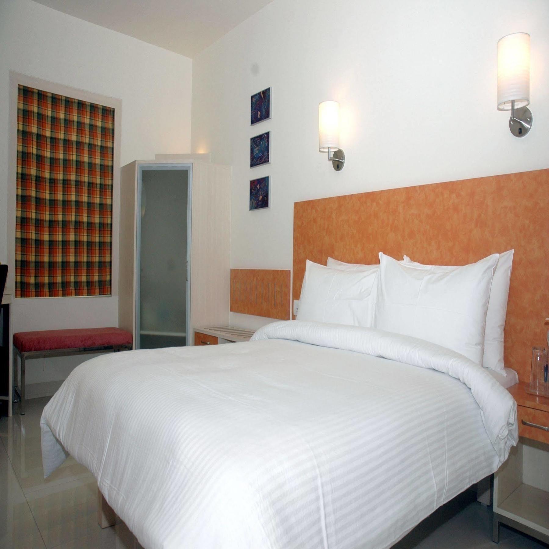 Kalyan Grand - A Business Hotel Vandalur Екстер'єр фото