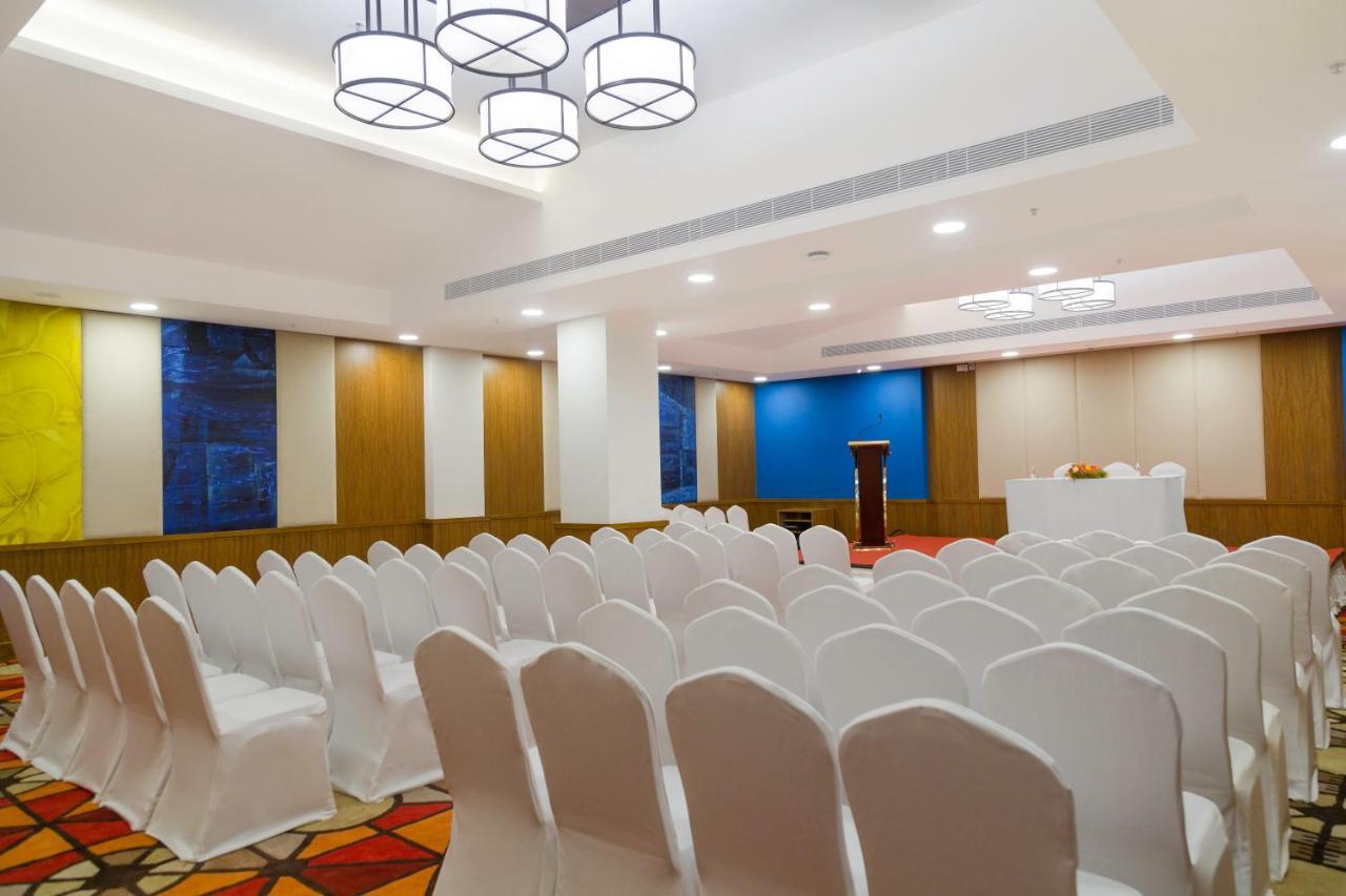 Kalyan Grand - A Business Hotel Vandalur Екстер'єр фото